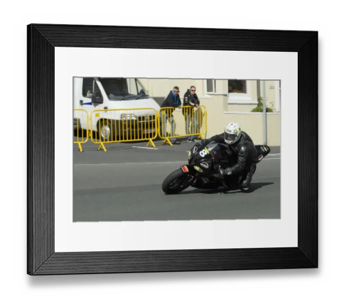 Framed Print : David Lumsden (Yamaha) 2016 Junior Manx Grand Prix Framed Print : David Lumsden (Yamaha) 2016 Junior Manx Grand Prix