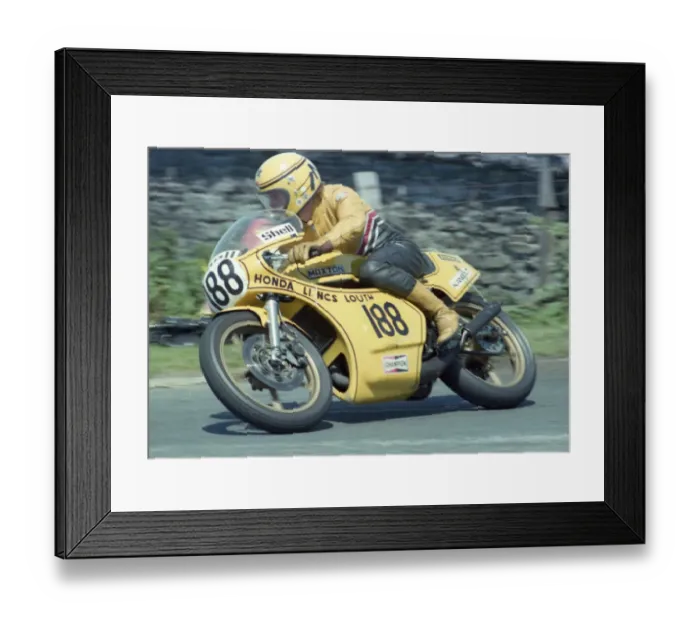 Framed Print : Neil Tuxworth (Yamaha) 1980 Southern 100 Framed Print : Neil Tuxworth (Yamaha) 1980 Southern 100