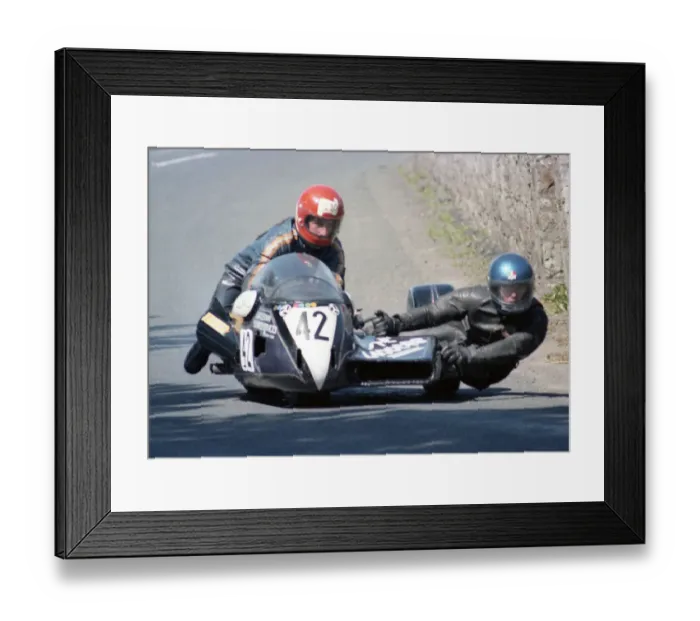 Framed Print : Dennis Proudman & John Cowley (Imp) 1980 Southern 100 Framed Print : Dennis Proudman & John Cowley (Imp) 1980 Southern 100