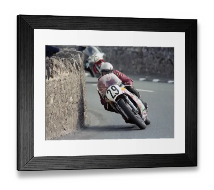 Framed Print : Tom Loughridge (Yamaha) 1980 Southern 100 Framed Print : Tom Loughridge (Yamaha) 1980 Southern 100