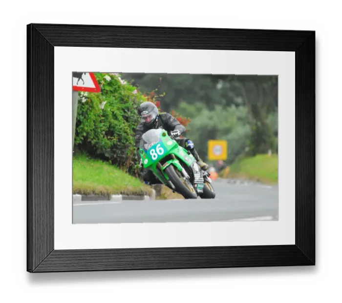 Framed Print : Kevin Murphy (Kawasaki) 2016 Lightweight Manx Grand Prix Framed Print : Kevin Murphy (Kawasaki) 2016 Lightweight Manx Grand Prix