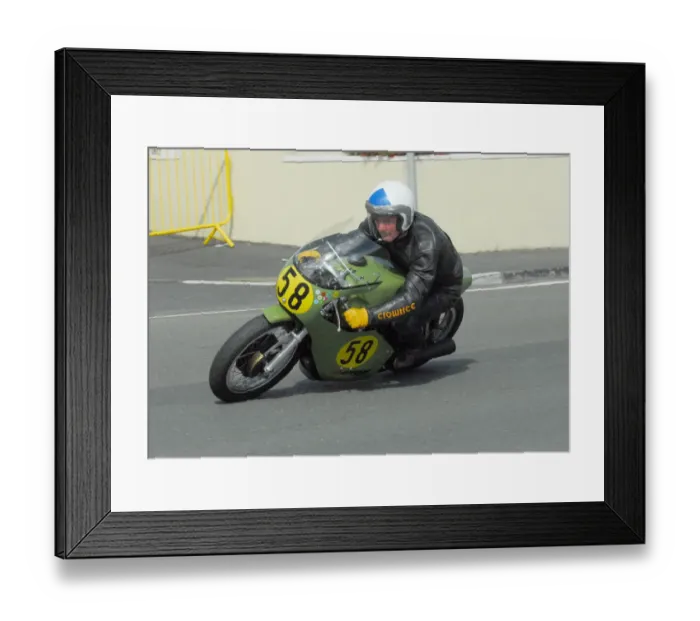 Framed Print : Mick Moreton (Paton) 2016 Senior Classic TT Framed Print : Mick Moreton (Paton) 2016 Senior Classic TT