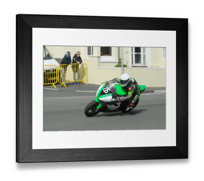 Framed Print : Mark Foster (Yamaha) 2016 Junior Manx Grand Prix Framed Print : Mark Foster (Yamaha) 2016 Junior Manx Grand Prix