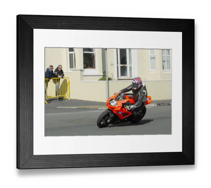 Framed Print : Rob Mitchell-Hill (Suzuki) 2016 Junior Manx Grand Prix Framed Print : Rob Mitchell-Hill (Suzuki) 2016 Junior Manx Grand Prix
