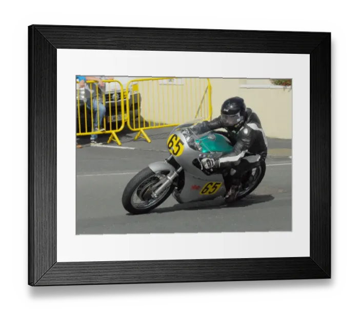 Framed Print : Alan Thomas (Honda) 2016 Senior Classic TT Framed Print : Alan Thomas (Honda) 2016 Senior Classic TT