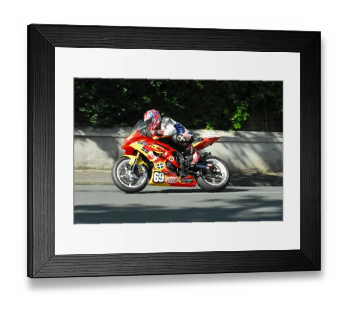 Framed Print : Ross Orchard (Yamaha) 2016 Junior Manx Grand Prix Framed Print : Ross Orchard (Yamaha) 2016 Junior Manx Grand Prix