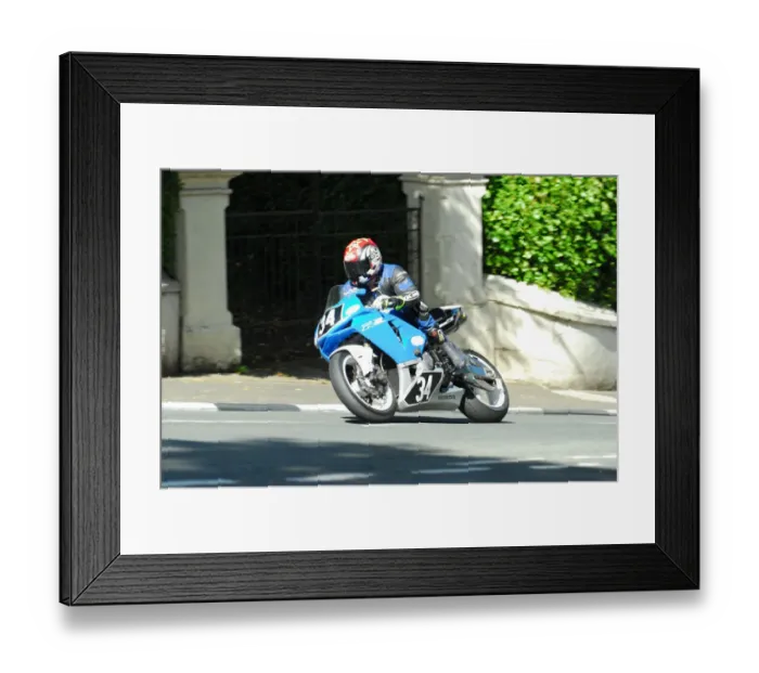 Framed Print : Stuart Hall (Honda) 2016 Junior Manx Grand Prix Framed Print : Stuart Hall (Honda) 2016 Junior Manx Grand Prix