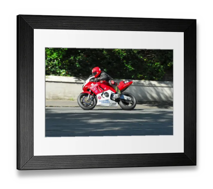Framed Print : Dean Osborne (Honda) 2016 Junior Manx Grand Prix Framed Print : Dean Osborne (Honda) 2016 Junior Manx Grand Prix