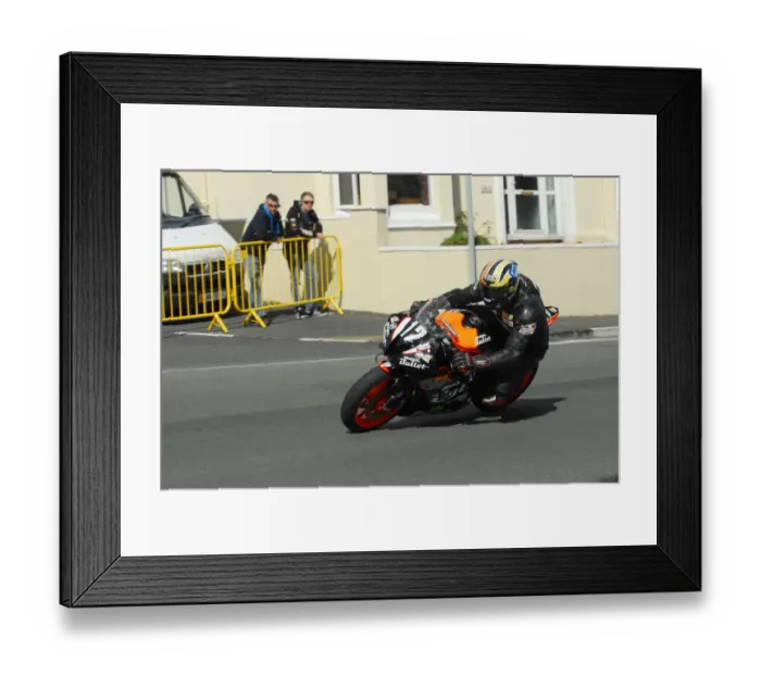 Framed Print : Gareth Evans (Yamaha) 2016 Junior Manx Grand Prix Framed Print : Gareth Evans (Yamaha) 2016 Junior Manx Grand Prix