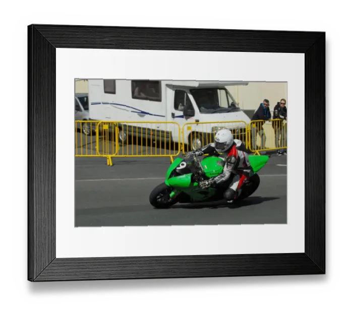 Framed Print : Dennis Booth (Kawasaki) 2016 Junior Manx Grand Prix Framed Print : Dennis Booth (Kawasaki) 2016 Junior Manx Grand Prix