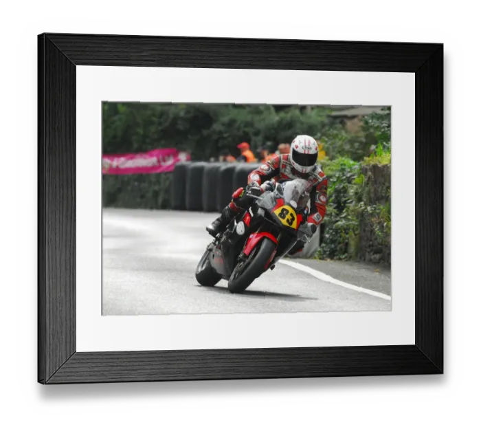 Framed Print : Peter Creer (Honda) 2016 Senior Manx Grand Prix Framed Print : Peter Creer (Honda) 2016 Senior Manx Grand Prix
