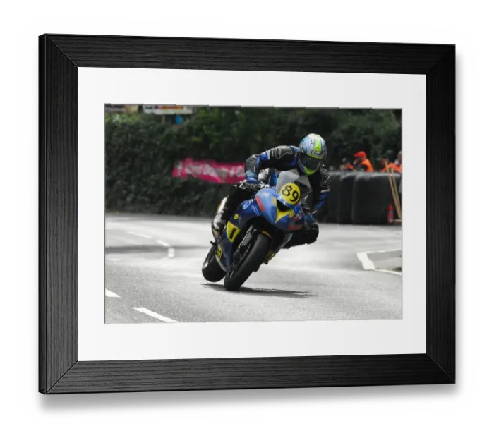 Framed Print : Christian Slater (Kawasaki) 2016 Senior Manx Grand Prix Framed Print : Christian Slater (Kawasaki) 2016 Senior Manx Grand Prix