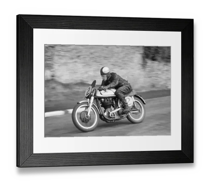 Framed Print : David Wilkins (Norton) 1952 Junior Manx Grand Prix Framed Print : David Wilkins (Norton) 1952 Junior Manx Grand Prix