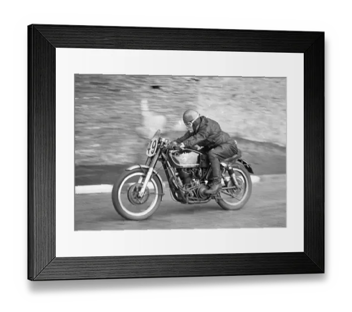 Framed Print : P Moss (AJS) 1952 Junior Manx Grand Prix Framed Print : P Moss (AJS) 1952 Junior Manx Grand Prix