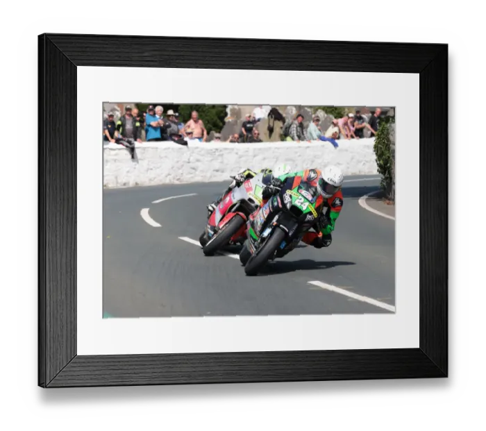 Framed Print : Rob Hodson (Kawasaki) and Jamie Coward (Kawasaki) 2022 Southern 100 Framed Print : Rob Hodson (Kawasaki) and Jamie Coward (Kawasaki) 2022 Southern 100