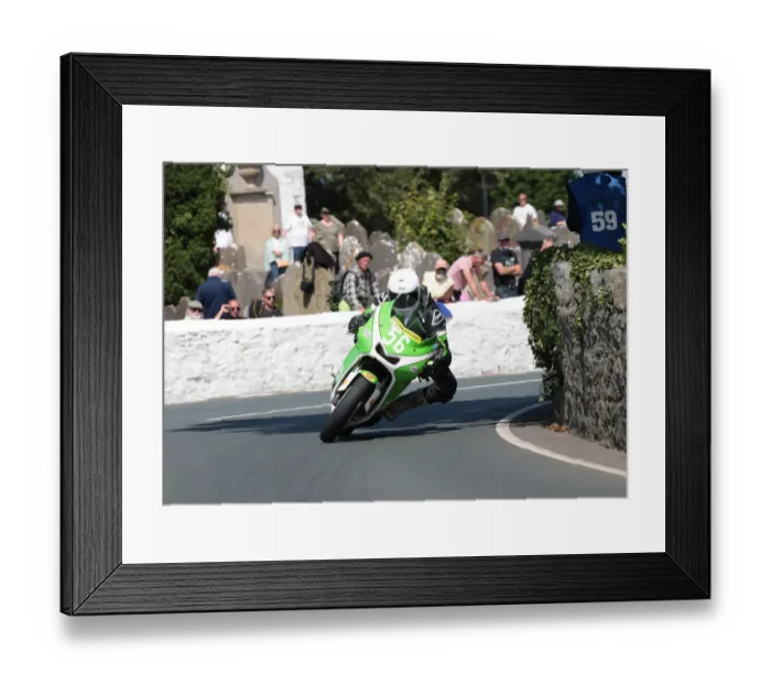Framed Print : Billy Cummins (Kawasaki) 2022 Southern 100 Framed Print : Billy Cummins (Kawasaki) 2022 Southern 100