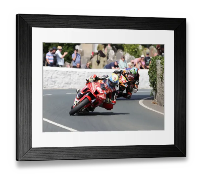 Framed Print : Nathan Harrison (Honda) and Jamie Coward (Yamaha) 2022 Southern 100 Framed Print : Nathan Harrison (Honda) and Jamie Coward (Yamaha) 2022 Southern 100