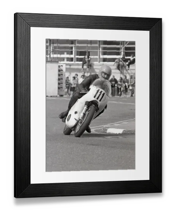 Framed Print : Barry Tingley (Norton) 1973 Senior Manx Grand Prix
