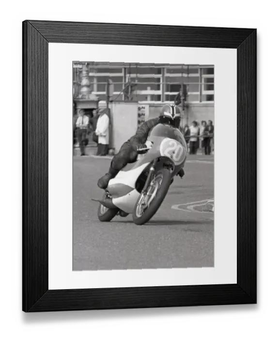 Framed Print : Chris Burton (Yamaha) 1973 Junior Manx Grand Prix Framed Print : Chris Burton (Yamaha) 1973 Junior Manx Grand Prix