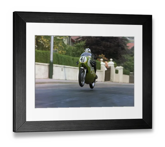 Framed Print : Martin Carney (Kawasaki) on Quarter Bridge Road Framed Print : Martin Carney (Kawasaki) on Quarter Bridge Road