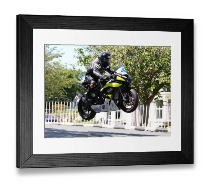Framed Print : James Chawke (Kawasaki) on BallaughBridge 2019 Sopersport TT Framed Print : James Chawke (Kawasaki) on BallaughBridge 2019 Sopersport TT