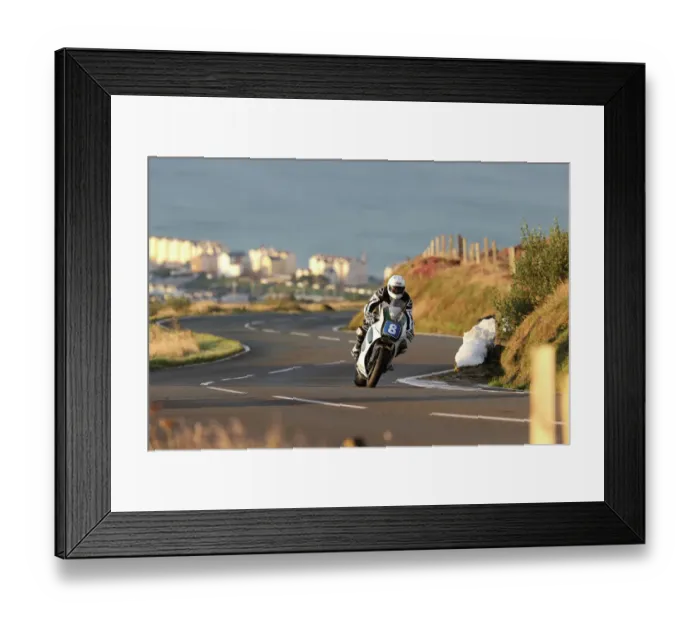 Framed Print : Paul Wardell Kawasaki 2022 Junior Manx Grand Prix Framed Print : Paul Wardell Kawasaki 2022 Junior Manx Grand Prix