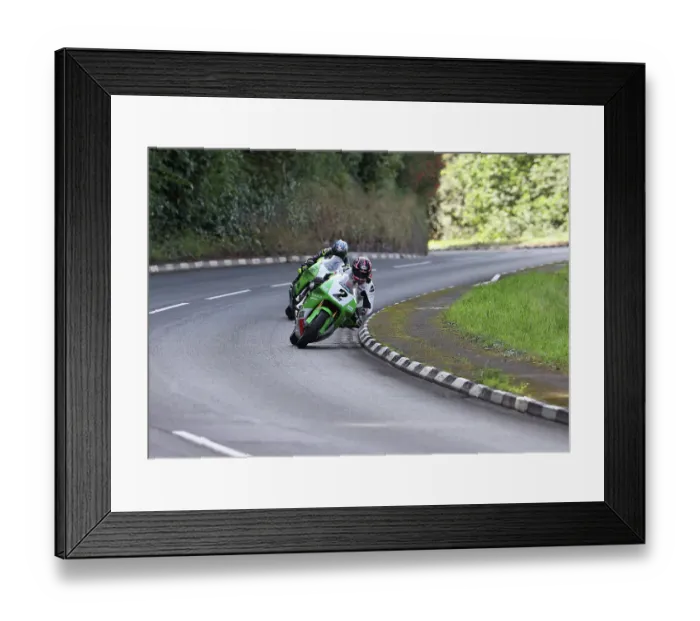Framed Print : Paul Jordan Kawasaki Rob Hodsonn Kawasaiki 2022 Classic Superbike Manx Grand Prix Framed Print : Paul Jordan Kawasaki Rob Hodsonn Kawasaiki 2022 Classic Superbike Manx Grand Prix