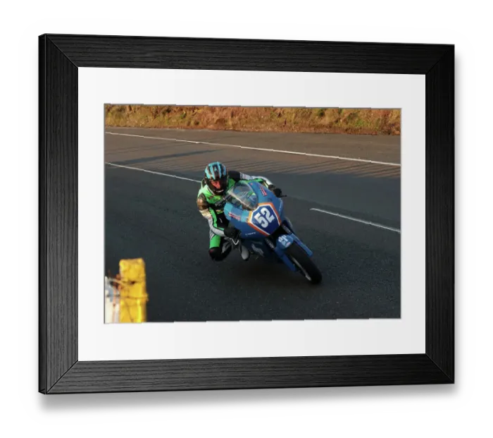 Framed Print : Ivo Ladde Kawasaki 2022 Junior Manx Grand prix Framed Print : Ivo Ladde Kawasaki 2022 Junior Manx Grand prix