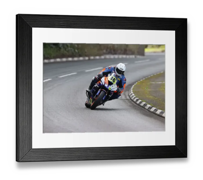 Framed Print : Ben Plant Kawasaki 2022 Senior Manx Grand Prix Framed Print : Ben Plant Kawasaki 2022 Senior Manx Grand Prix