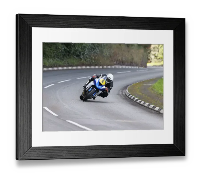 Framed Print : Tom Robinson Kawasaki 2022 Senior Manx Grand Prix Framed Print : Tom Robinson Kawasaki 2022 Senior Manx Grand Prix
