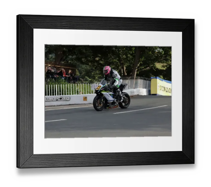 Framed Print : David Brook Yamaha 2022 Senior Manx Grand Prix Framed Print : David Brook Yamaha 2022 Senior Manx Grand Prix