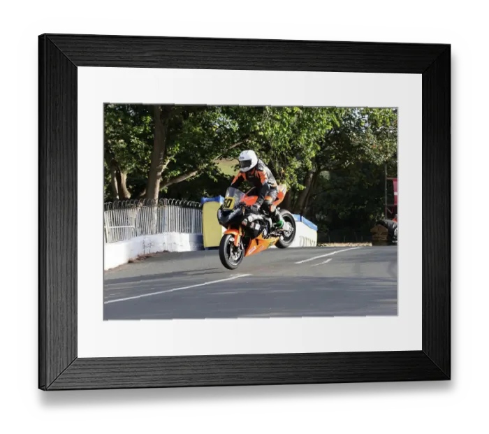 Framed Print : Lancelot Unissart Honda 2022 Senior Manx Grand Prix Framed Print : Lancelot Unissart Honda 2022 Senior Manx Grand Prix