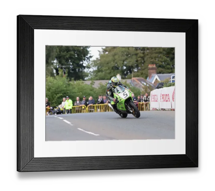 Framed Print : Brian McCormack Kawasaki 2022 ClassicSuperbike Manx Grand Prix Framed Print : Brian McCormack Kawasaki 2022 ClassicSuperbike Manx Grand Prix