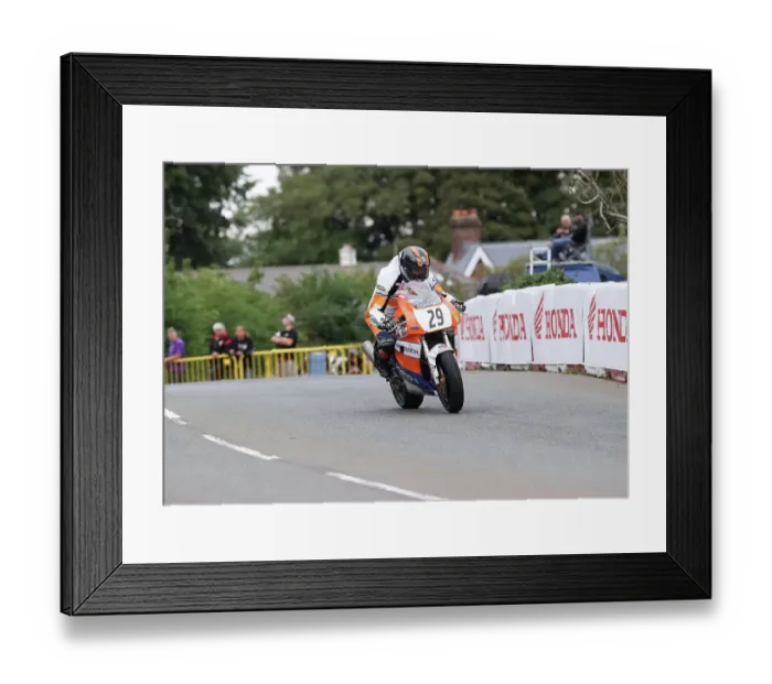 Framed Print : Dave Hewson Kawasaki 2022 Classic Superbike Manx Grand Prix Framed Print : Dave Hewson Kawasaki 2022 Classic Superbike Manx Grand Prix