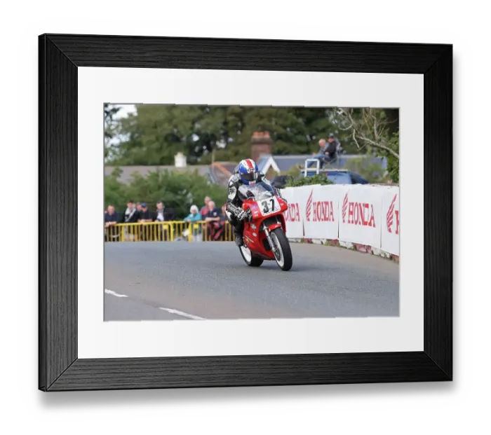 Framed Print : Dave Madsen-Mygdal Honda 2022 Classic Superbike Manx Grand Prix Framed Print : Dave Madsen-Mygdal Honda 2022 Classic Superbike Manx Grand Prix