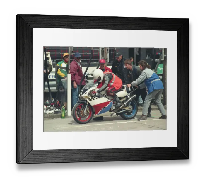 Framed Print : Andrew Marsden Yamaha 1998 Singles TT