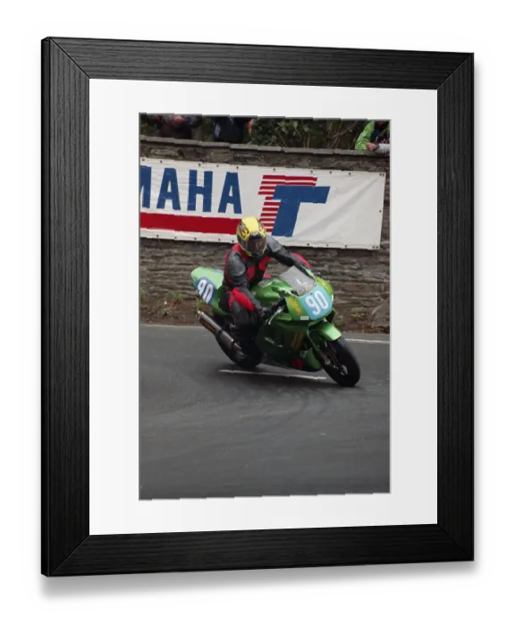 Framed Print : Phil Kneen Honda 1998 Junior TT Framed Print : Phil Kneen Honda 1998 Junior TT