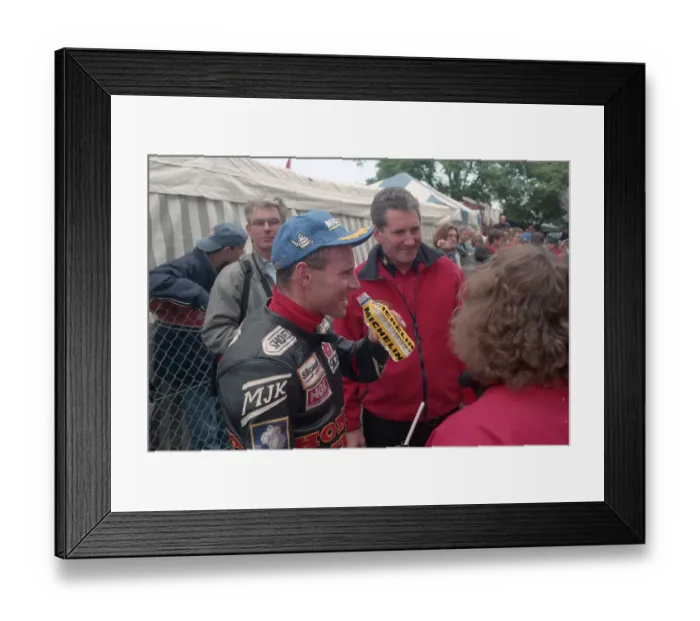 Framed Print : Ian Lougher Honda 1998 Ultra Lightweight TT Framed Print : Ian Lougher Honda 1998 Ultra Lightweight TT