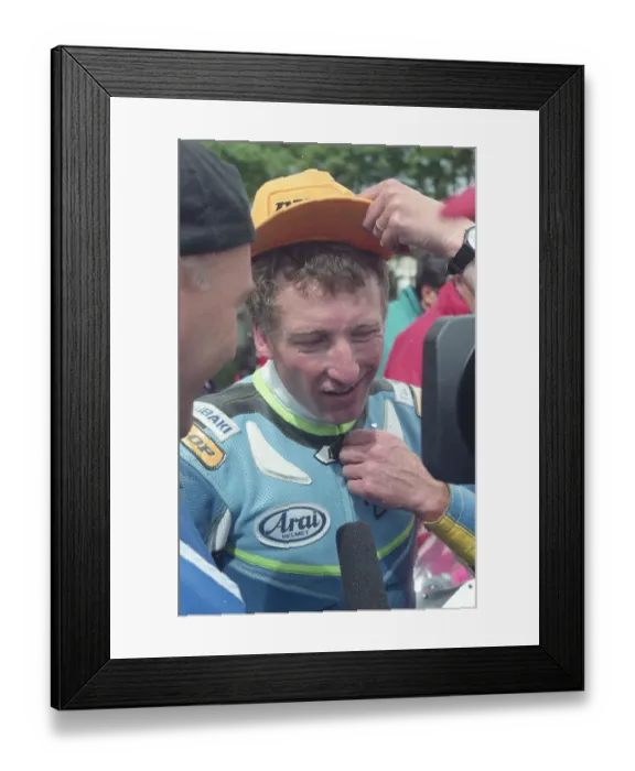 Framed Print : Dave Morris Chrysalis BMW 1998 Singles TT