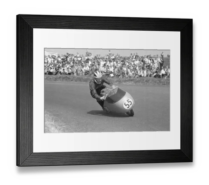 Framed Print : Bill Lomas (Guzzi) 1955 Senior Ulster Grand Prix Framed Print : Bill Lomas (Guzzi) 1955 Senior Ulster Grand Prix