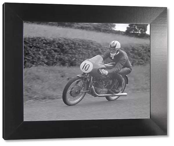 Cecil Sandford (MV) 1954 Ultra Light Ulster Grand Prix