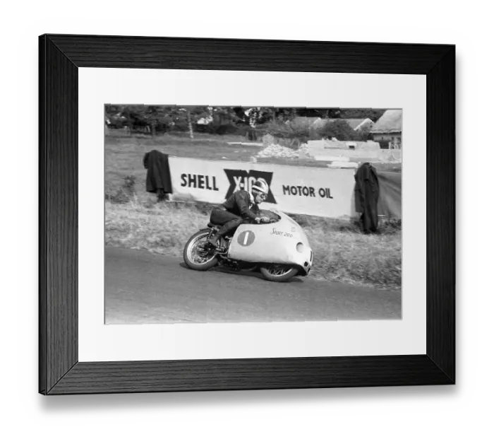 Framed Print : Bill Lomas (MV) 1955 Lightweight Ulster Grand Prix Framed Print : Bill Lomas (MV) 1955 Lightweight Ulster Grand Prix