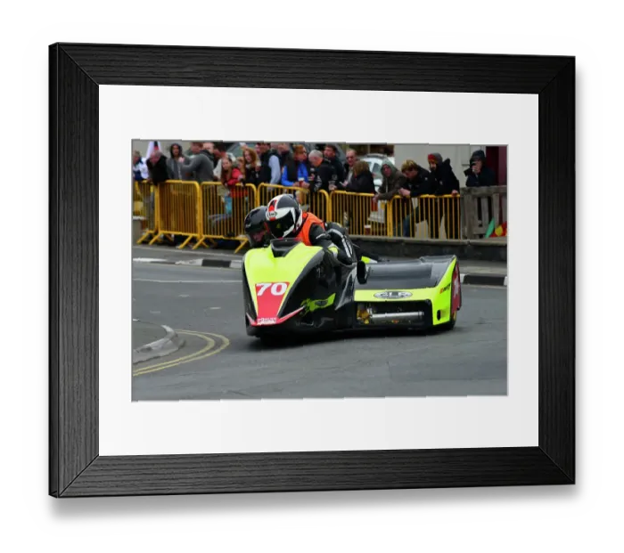 Framed Print : Doug Chandler Julie Canipa Bellas Honda 2015 Sidecar TT Framed Print : Doug Chandler Julie Canipa Bellas Honda 2015 Sidecar TT