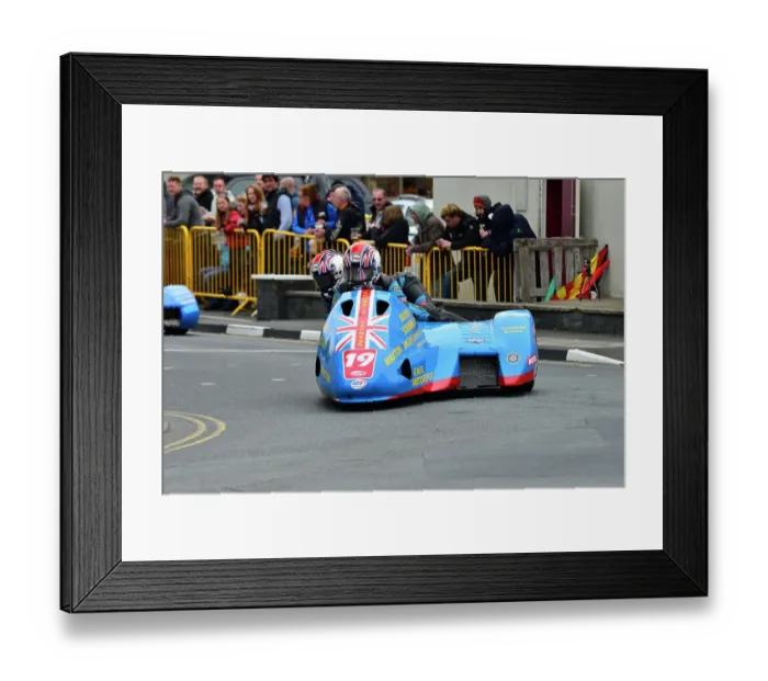 Framed Print : Tony Baker Fiona Baker-Milligan Suzuki 2015 Sidecar TT Framed Print : Tony Baker Fiona Baker-Milligan Suzuki 2015 Sidecar TT