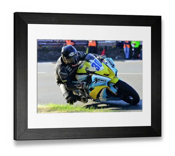Framed Print : Jamie Coward Yamaha 2015 Supersport TT