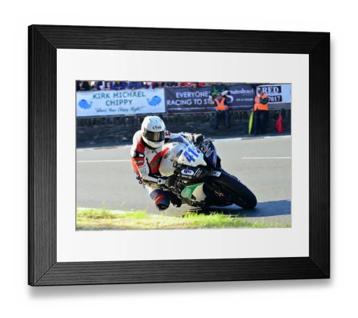 Framed Print : James Ford Yamaha 2015 Supersport TT Framed Print : James Ford Yamaha 2015 Supersport TT