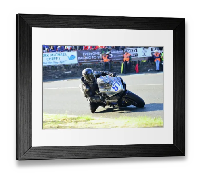 Framed Print : Andrew Soar Suzuki 2015 Supersport TT