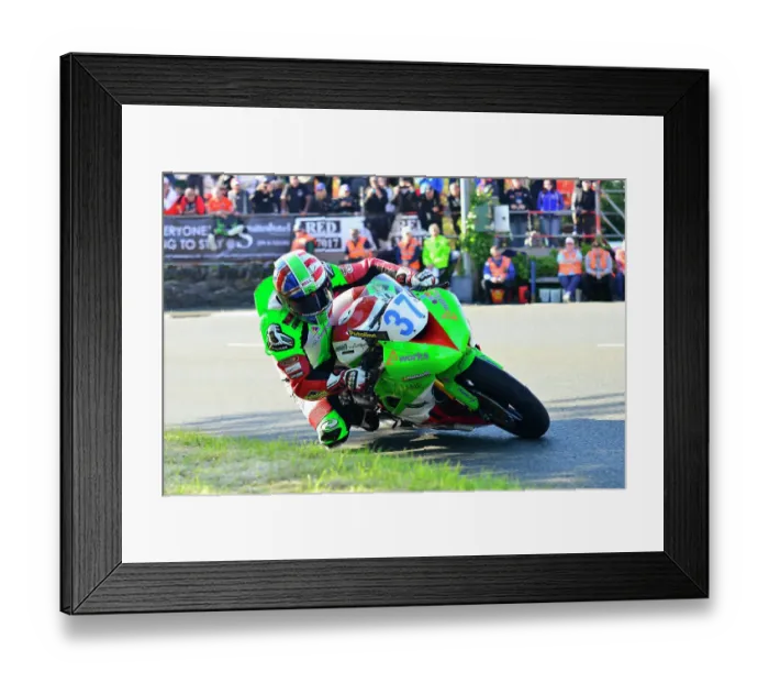 Framed Print : Dan Hegarty Kawasaki 2015 Supersport TT Framed Print : Dan Hegarty Kawasaki 2015 Supersport TT