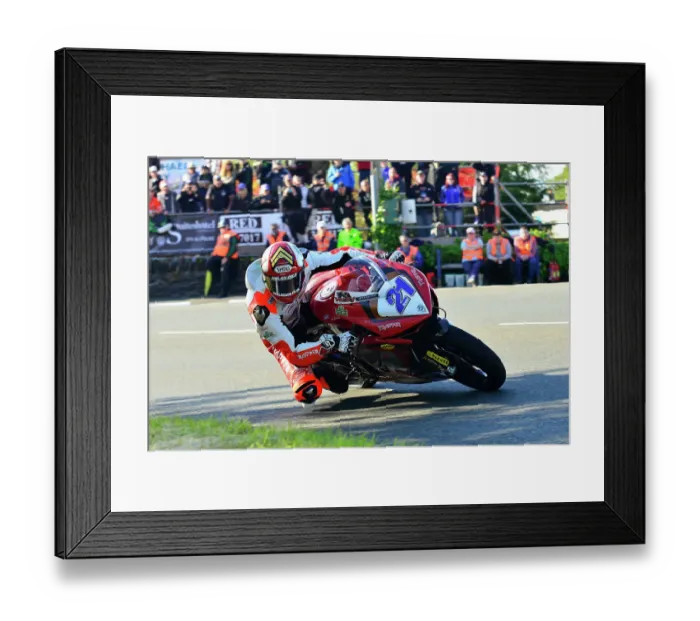 Framed Print : Peter Hickman MV 2015 Supersport TT Framed Print : Peter Hickman MV 2015 Supersport TT