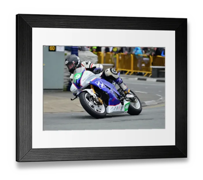 Framed Print : Scott Wilson Kawasaki 2015 Lightweight TT Framed Print : Scott Wilson Kawasaki 2015 Lightweight TT